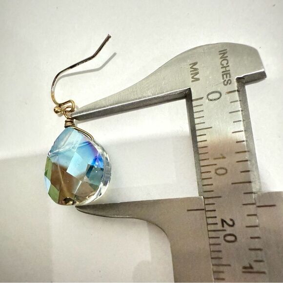 WOMEN’S IRIDESCENT TEARDROP DANGLE EARRINGS – GOLD HOOKS - Picture 14 of 17